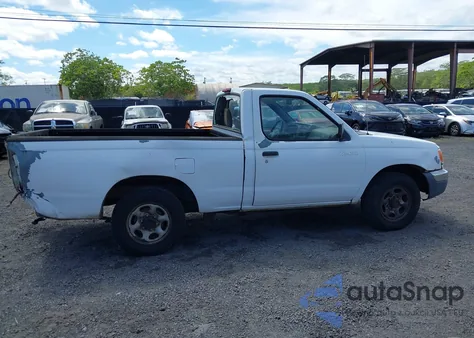 1999 Nissan Frontier Xe z USA, uszkodzony, nr VIN 1N6DD21S8XC318584